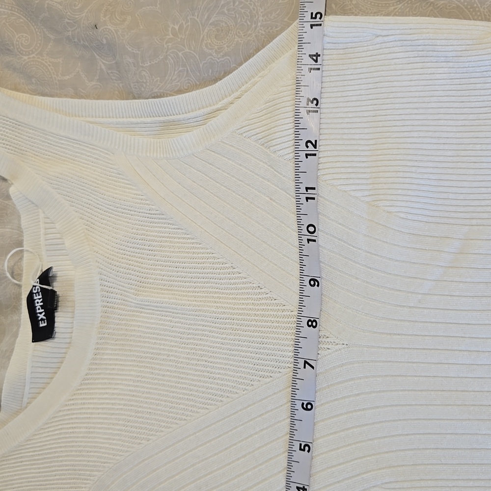 Express Women's White Ribbed Sleeveless Lightweight Sweater Size M Stretch - Picture 6 of 8